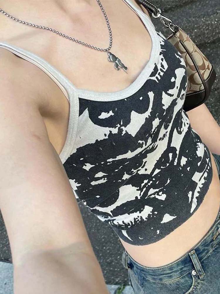 Gothic Portrait Print T-shirt  - Suspender Tank Top recensie en prijs